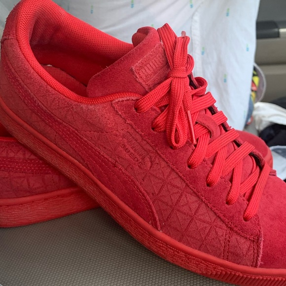 Red suede Pumas - Picture 3 of 4